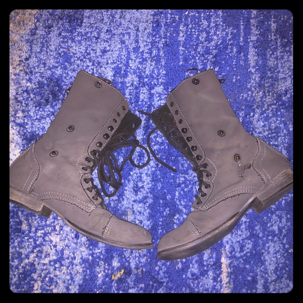 Bakers combat boots